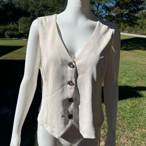 MELLODAY Cream Sleeveless Blouse